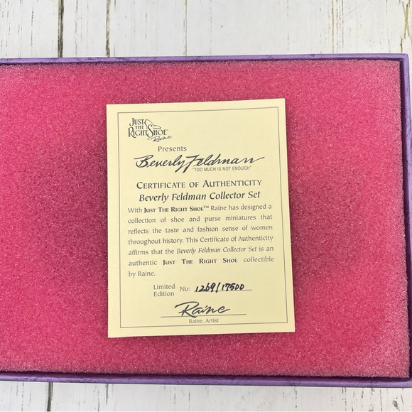 Just the Right Shoe by Raine “Perfectly Python” Miniature Collector Set - Picture 6 of 12